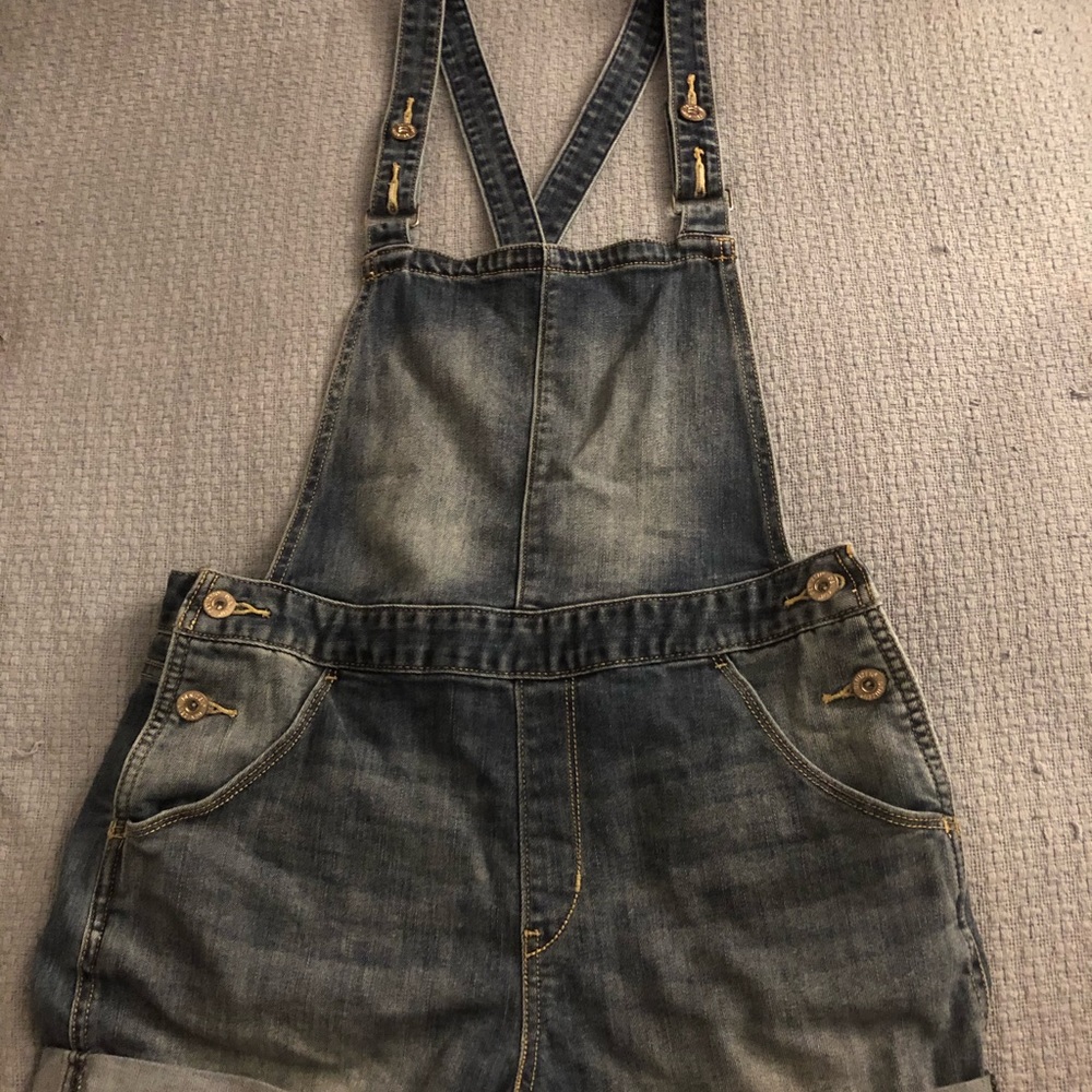 Levi’s Denim Shortalls